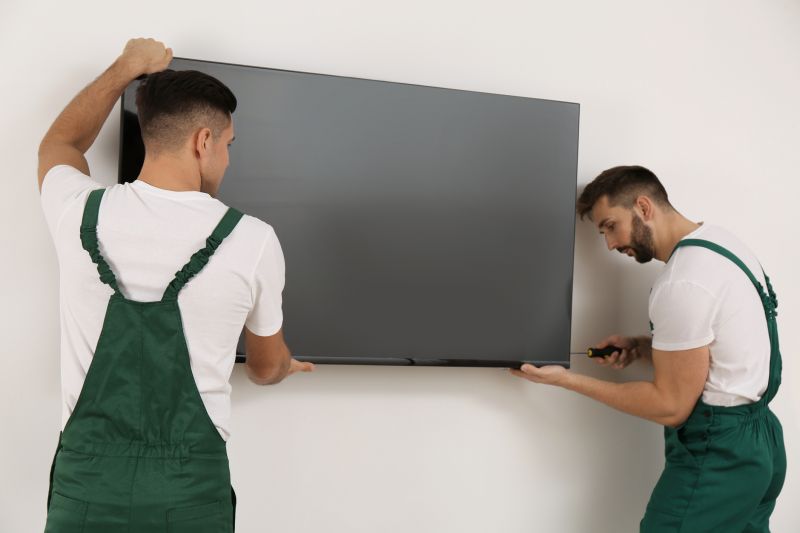 Television Hanging Service in Kansas City, KS